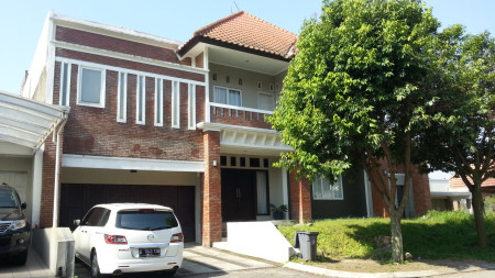 Rumah Furnished View Danau di Tatar Pitaloka, KBP