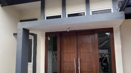 Rumah Siap Huni, Strategis dan Halaman Luas @Green Serpong Residence, Ciputat