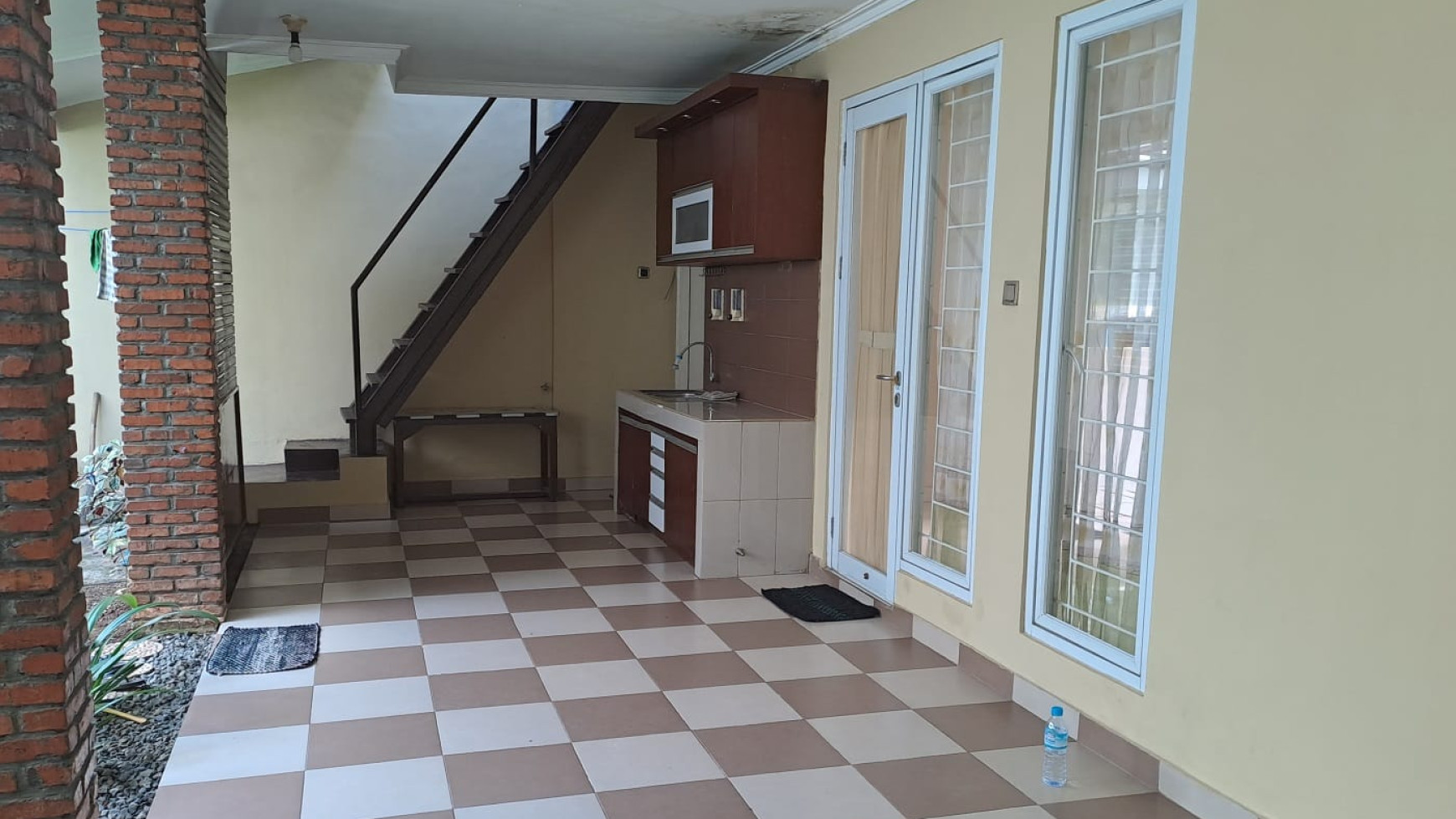 Hot Sale. Rumah 2 Lantai Di Serpong Park, Kawasan Bagus..