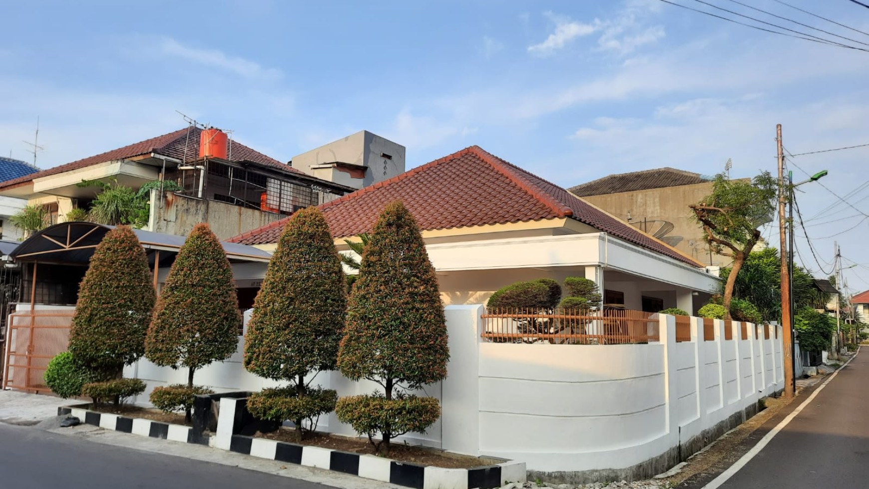 Dijual Cepat Rumah di Cipinang Elok