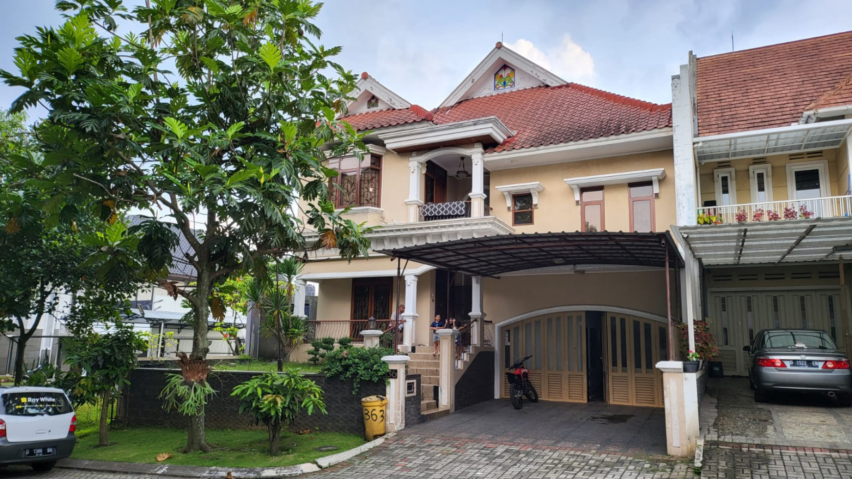 Rumah Asri di Tatar Pitalika, kota Baru Parahyangan