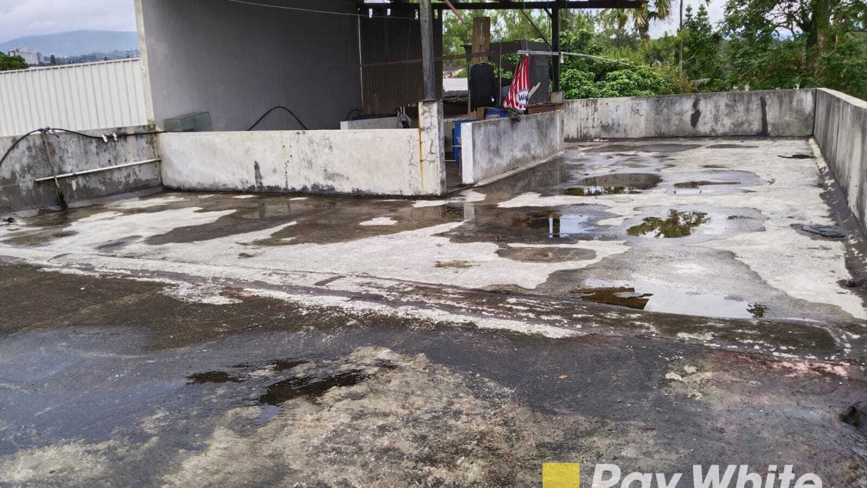 Langka! Rumah usaha 3 lantai di Setiabudi Mainroad cocok buat segala usaha siap pakai