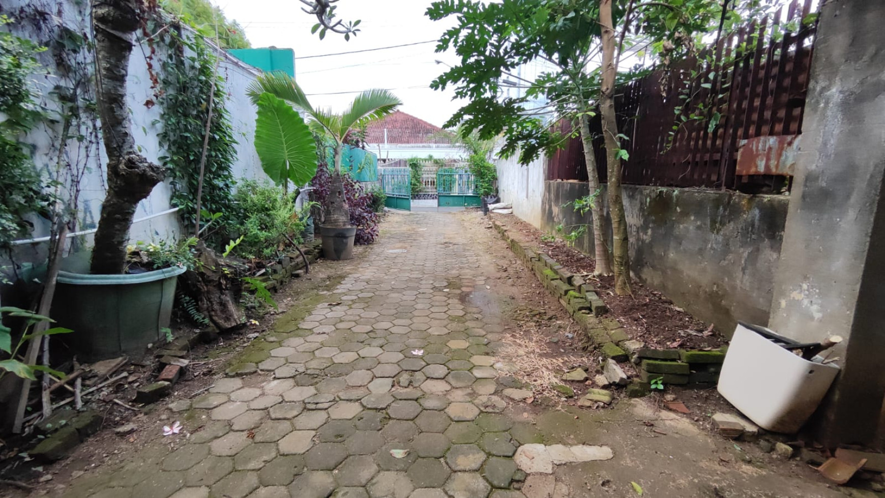 Rumah di Jalan Protokol Ahmad Yani Pusat Kota Bandar Lampung