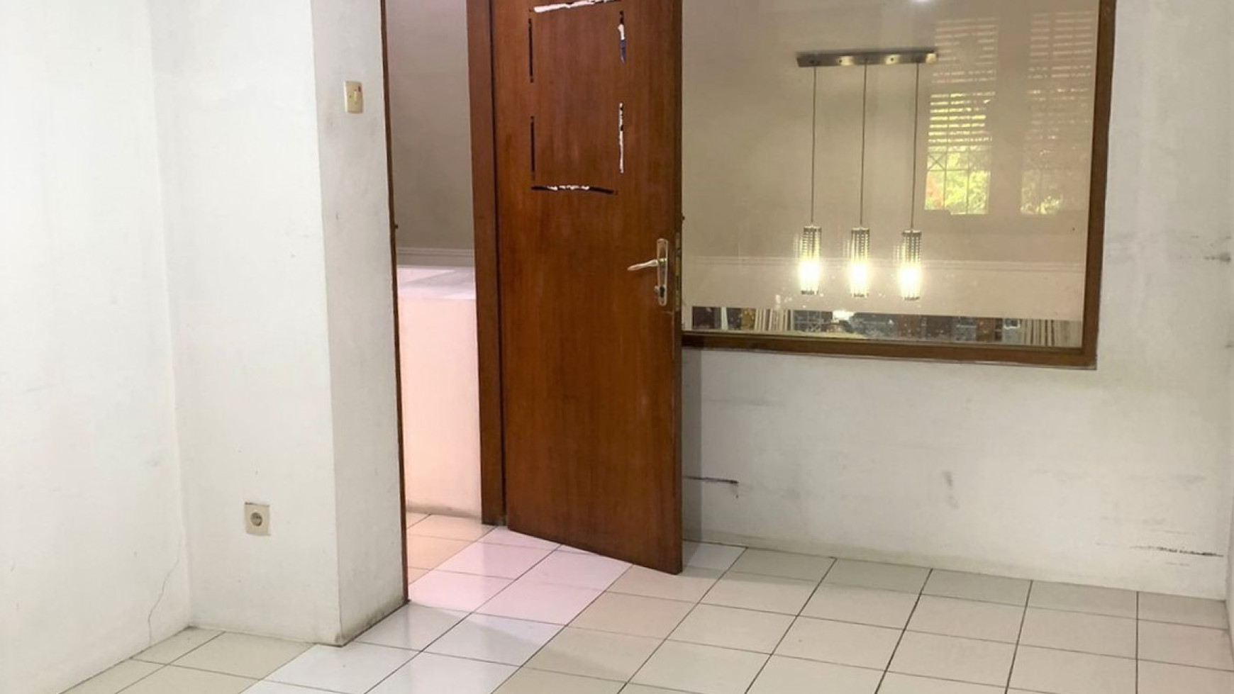 Dijual Rumah Siap Huni di Kasturi, Bintaro Sektor 9