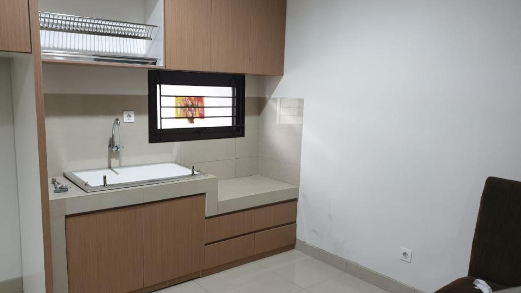 Rumah Semi Furnished di Mozia