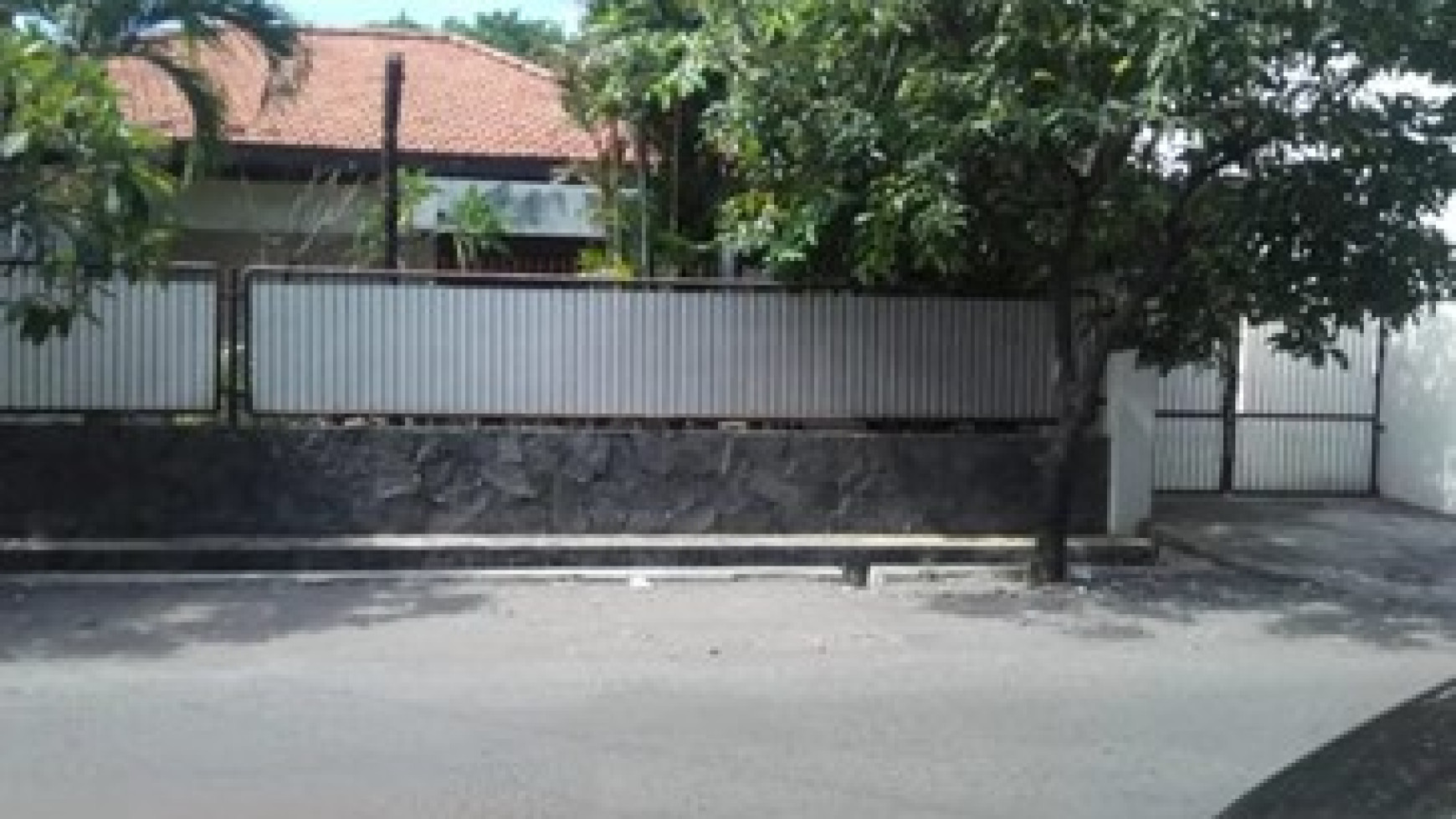 Dijual Rumah Kos-Kos an di Dukuh Kupang Surabaya 