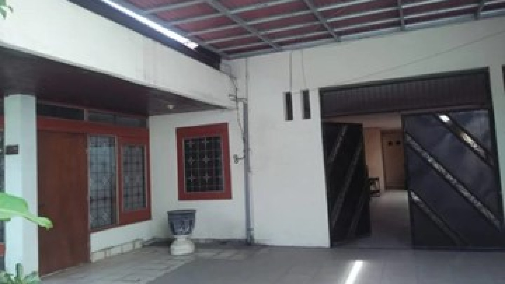 Dijual Rumah Kos-Kos an di Dukuh Kupang Surabaya 