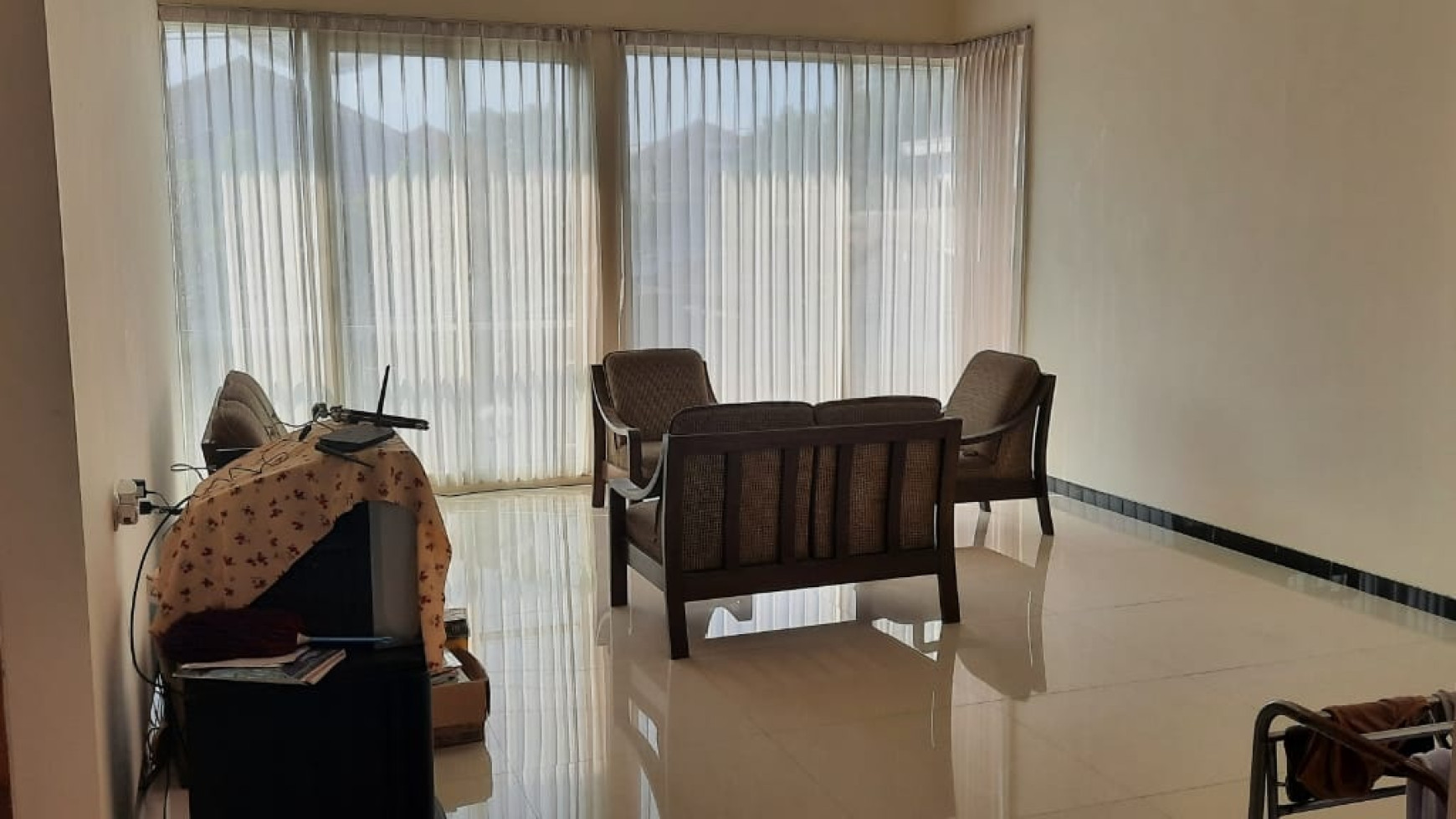 Dijual Rumah Kertajaya Indah Tengah - Surabaya Timur- Mewah Cantik Terawat- Siap Huni