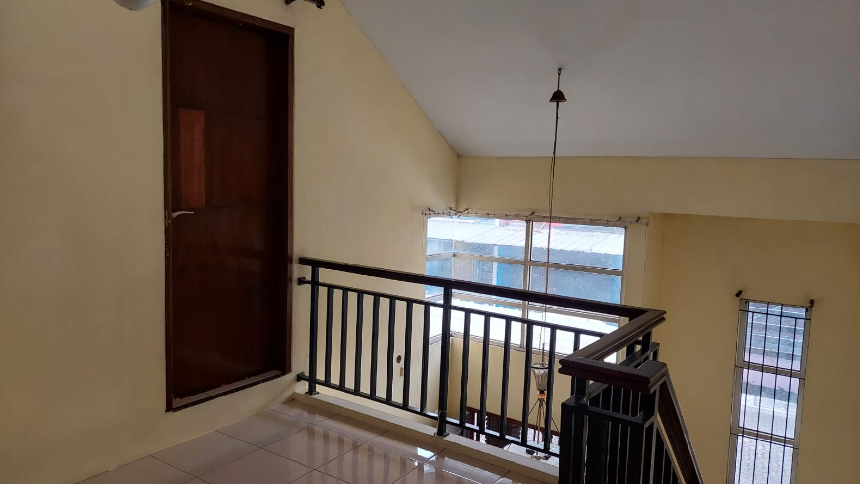 Town House Super Strategis Bintara Bekasi