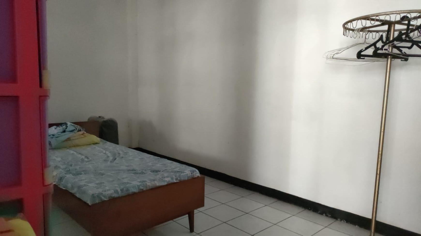 Rumah Minimalis di jl Lio Genteng, Bandung