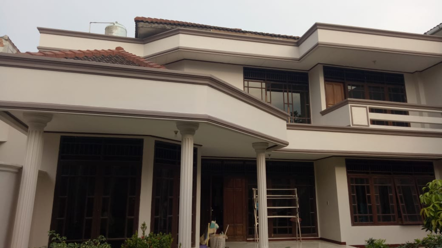 Rumah  2 lantai di Meruya Utara Kembangan