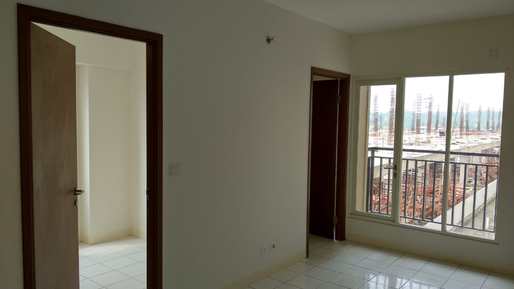 Satu unit Studio Apartemen PGV Cimanggis Depok Semi Furnished