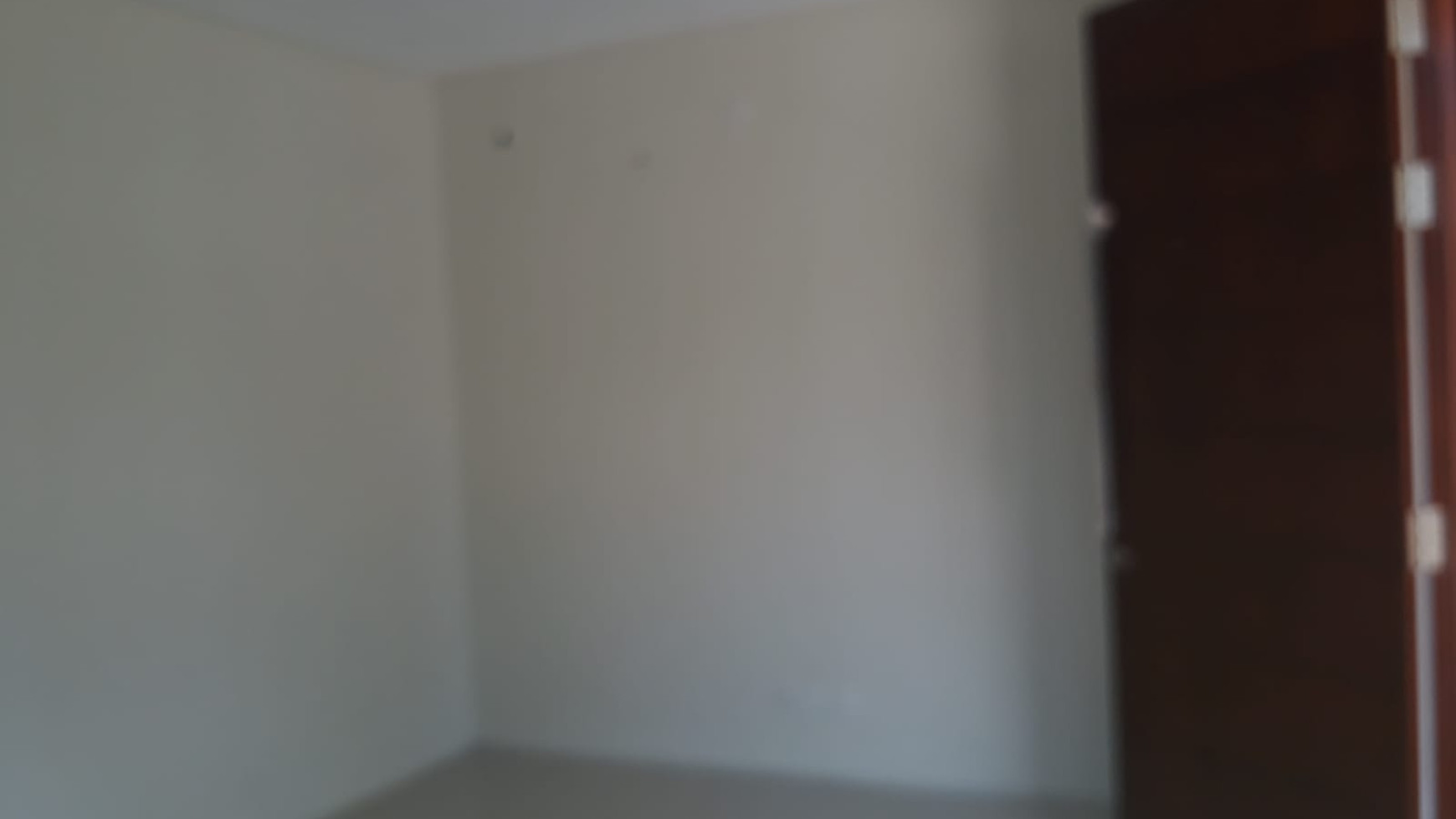 Dijual Rumah North West Lake Citraland - Baru 2 Lantai - MASTERBEDROOM Renov LUAS - TerMURAH