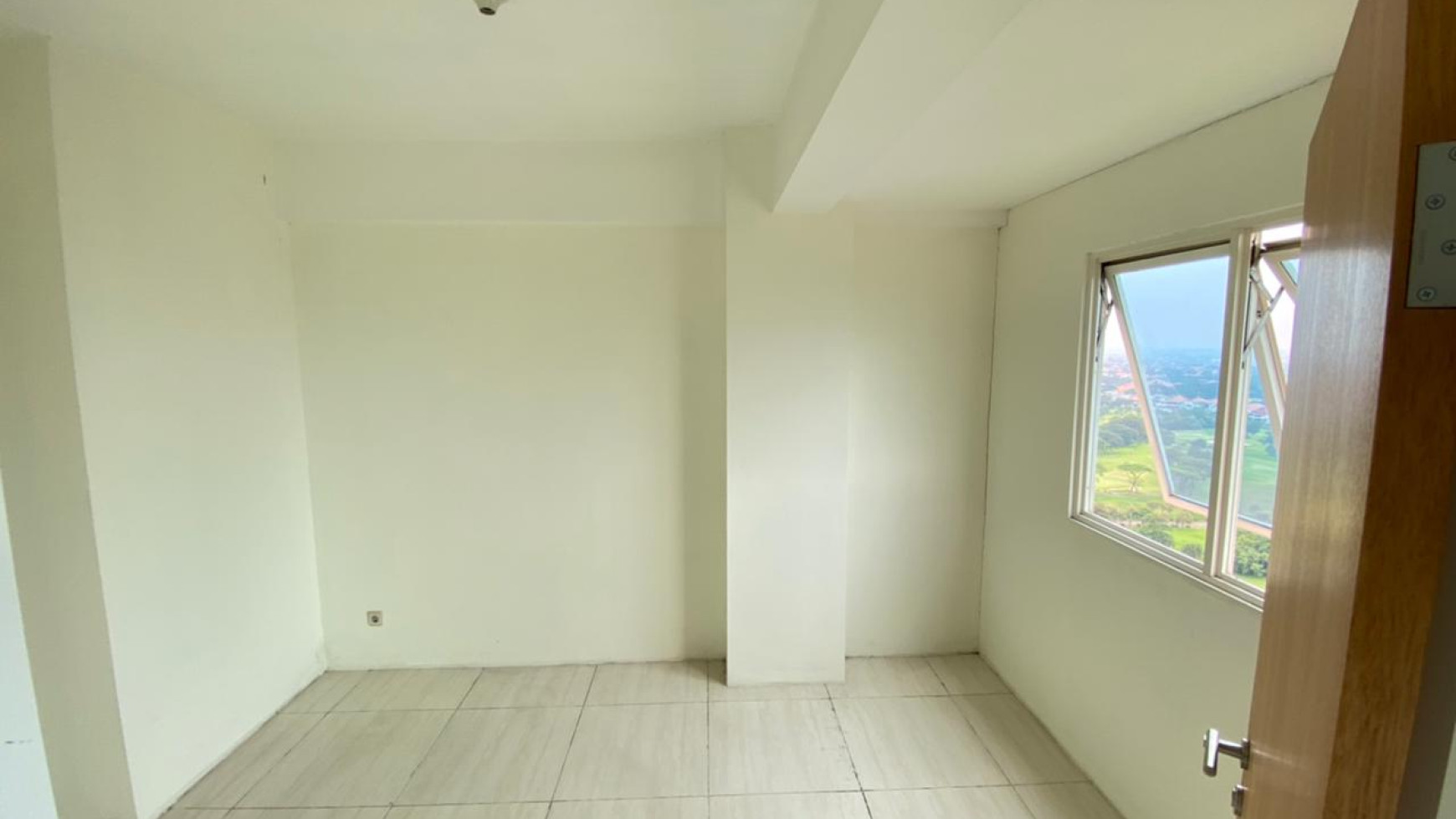 Dijual Apartemen Puncak Bukit Golf Kondisi Kosongan Surabaya Barat