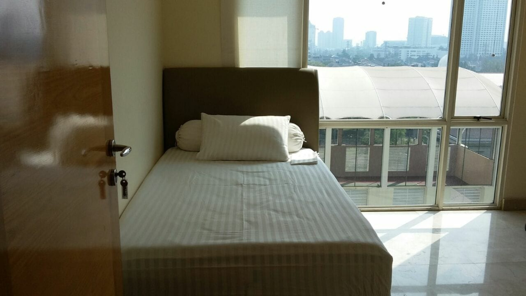 Apartemen Fully Furnished  di Senayan , Jakarta Selatan 