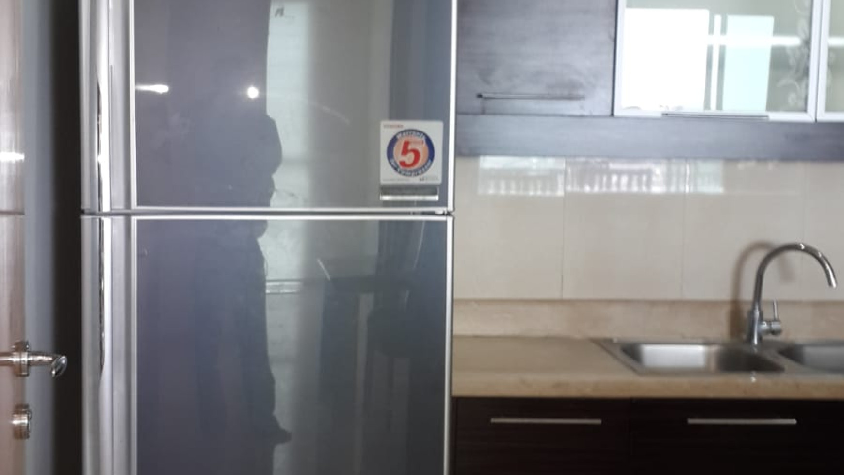 Apartemen Fully Furnished  di Senayan , Jakarta Selatan 