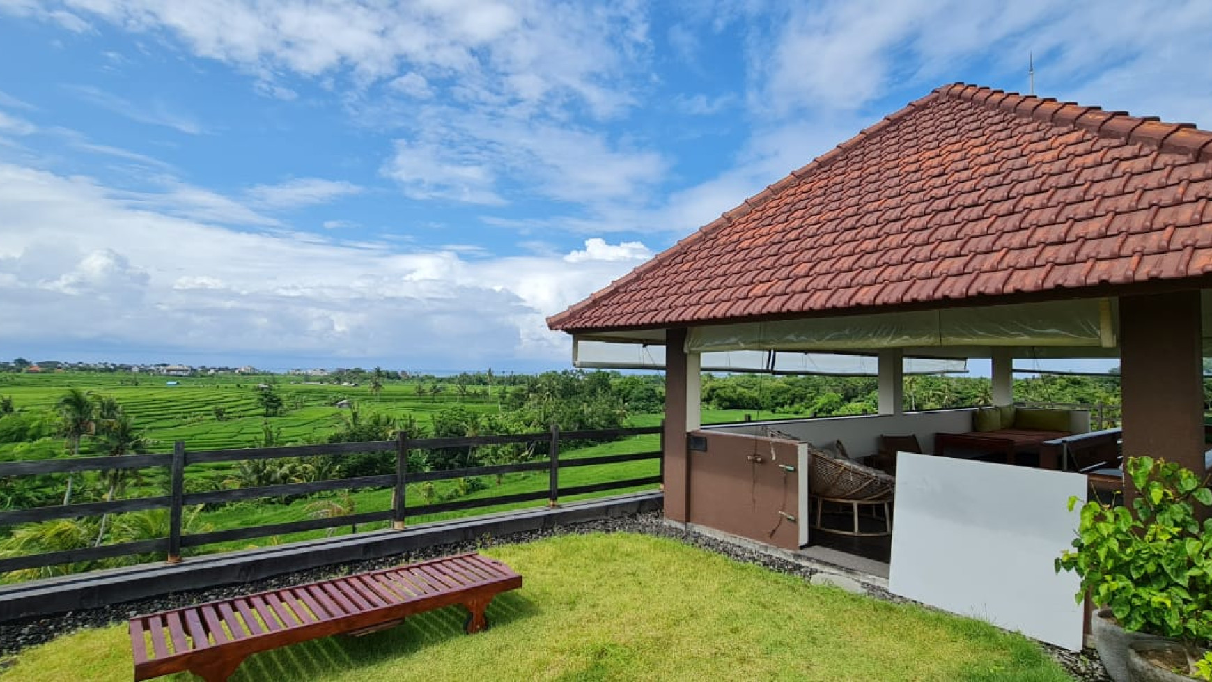 For Rent Yearly / Monthly -  4 bedrooms luxury design villa in quiet area of Cemagi with rice field view 