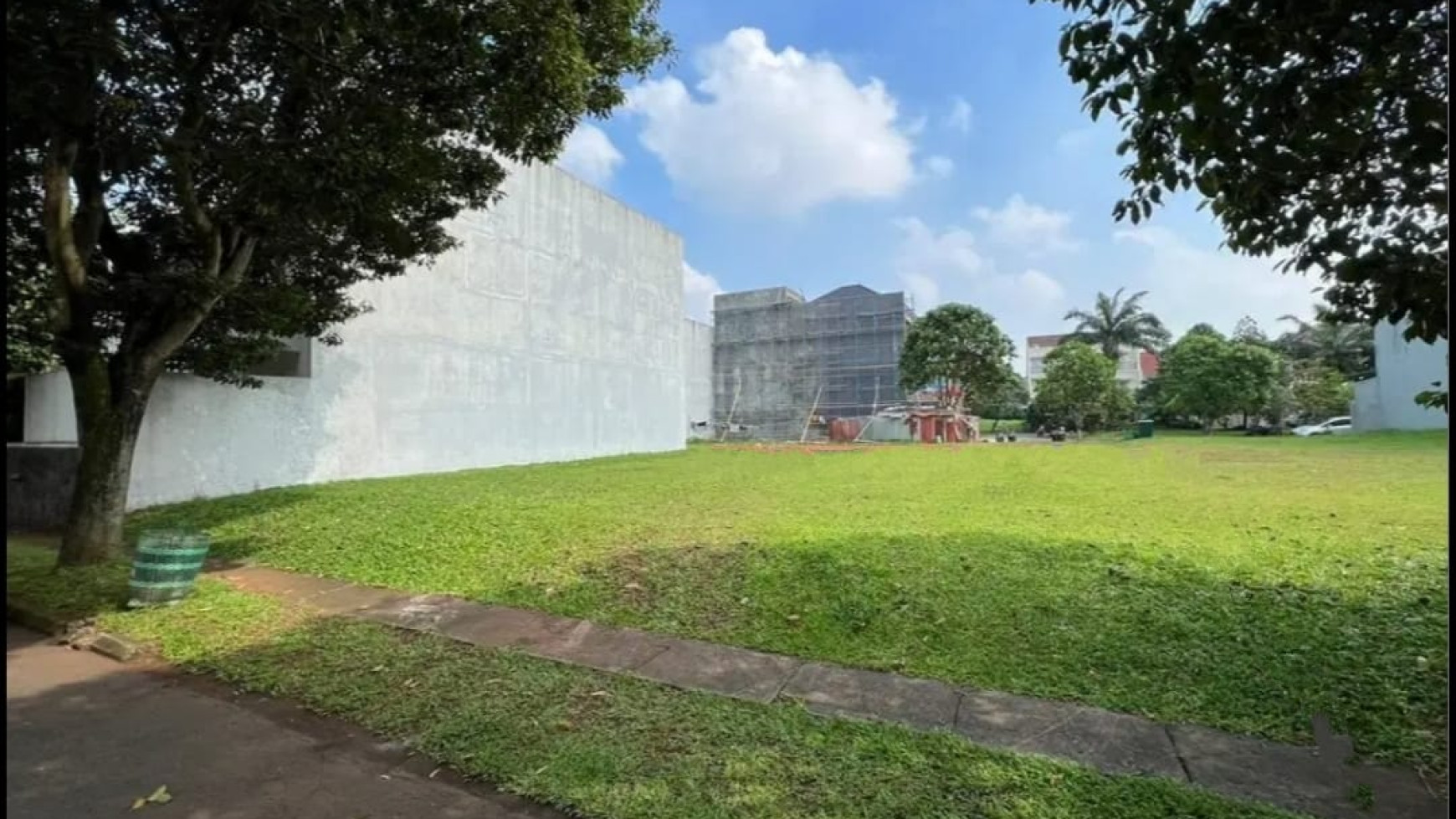 Kavling badan di Puspita Loka