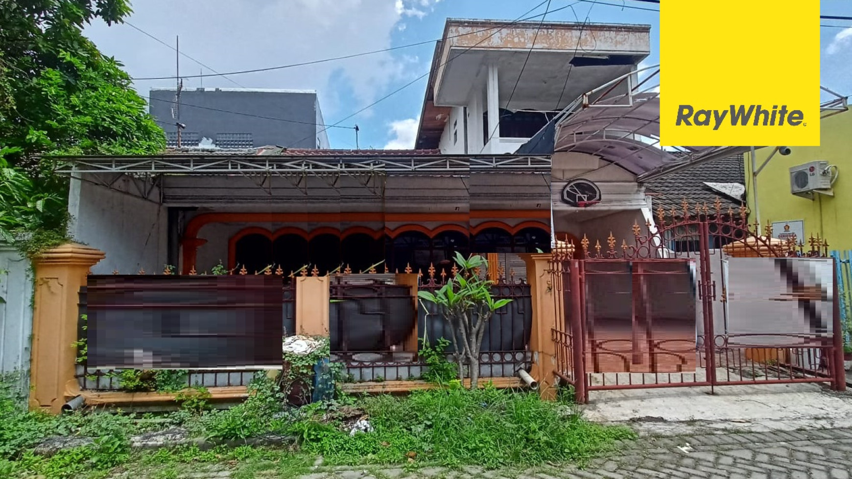 Rumah SHM 2 lantai di Semolowaru Tengah