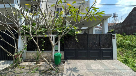 Dijual Rumah 2 Lantai di Pondok Blimbing Indah Malang 