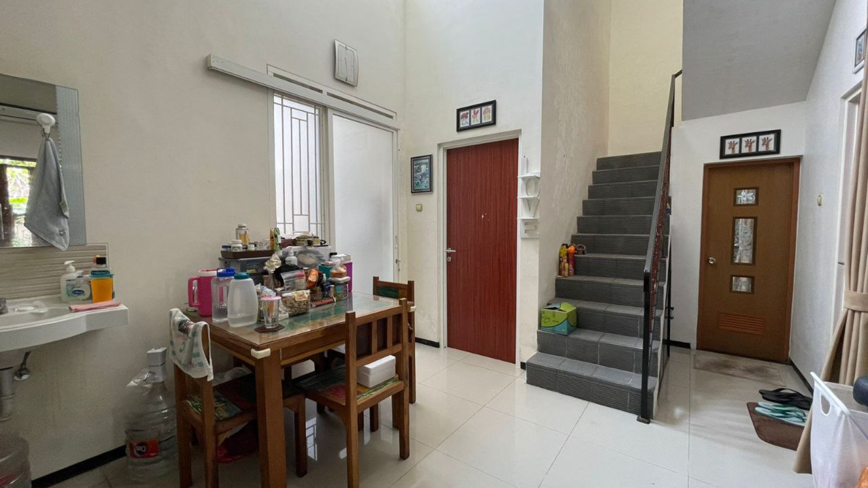 Dijual Rumah 2 Lantai di Pondok Blimbing Indah Malang 