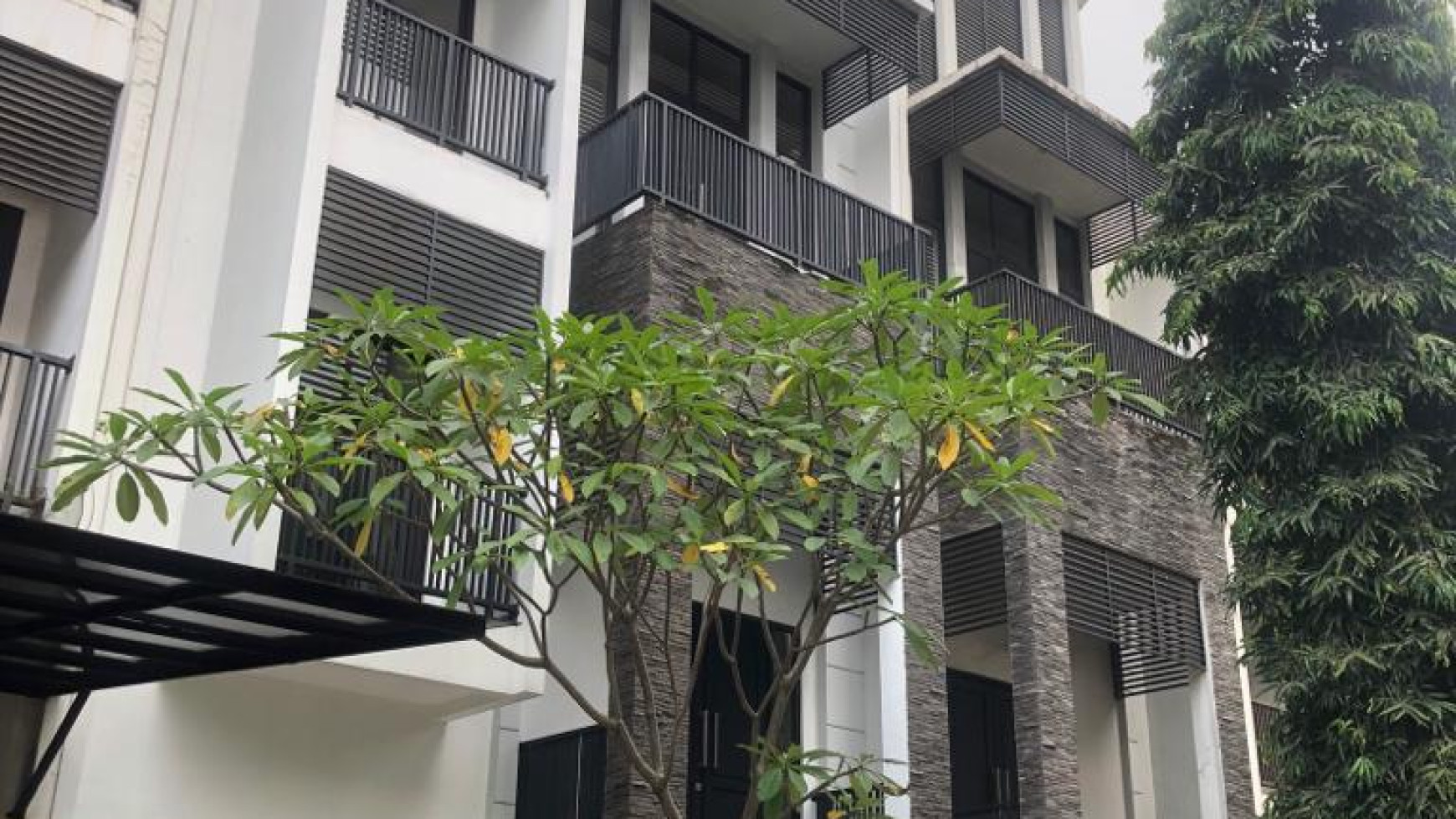 Rumah di Kompleks Bona Residence, Siap Huni di Lebak Bulus, Jakarta Selatan 