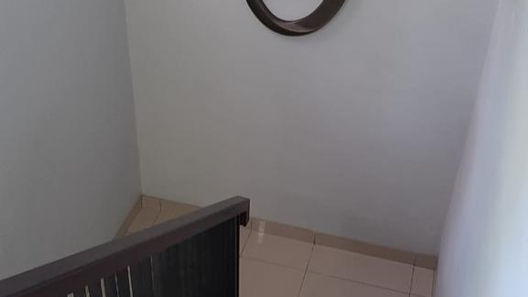 Best Offer. Rumah Modern Minimalis Residence One, Serpong.
