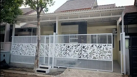 Disewakan Rumah Taman Puspa Raya Citraland Surabaya BONUS SEMI Furnished New Baru Modern - Cantik Siap Huni dekat Pasar Modern Citraland