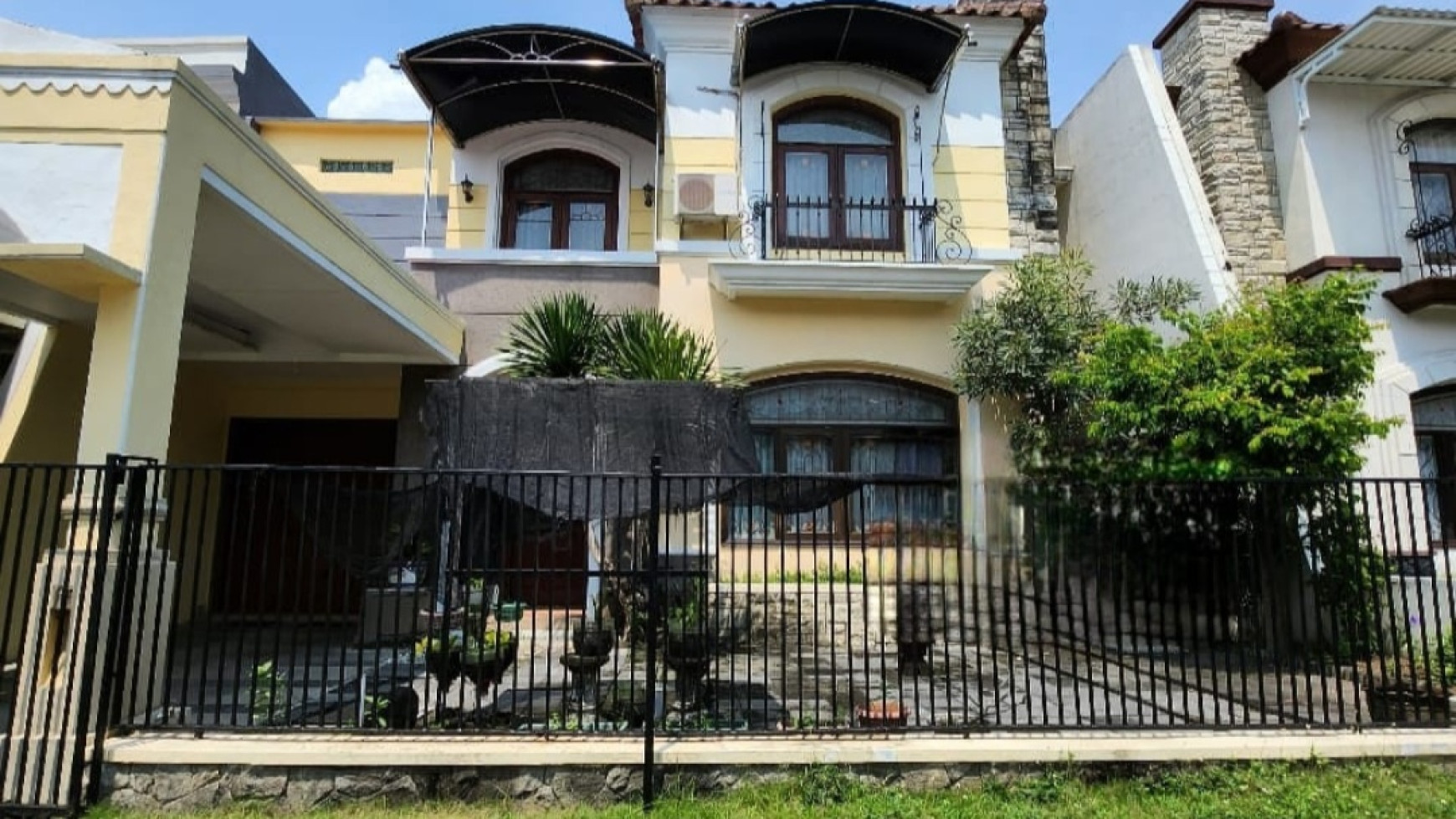 Dijual Rumah Wisata Bukit Mas 1 Madrid - Surabaya Barat Strategis dekat Pakuwon Mall , PTC, Supermall