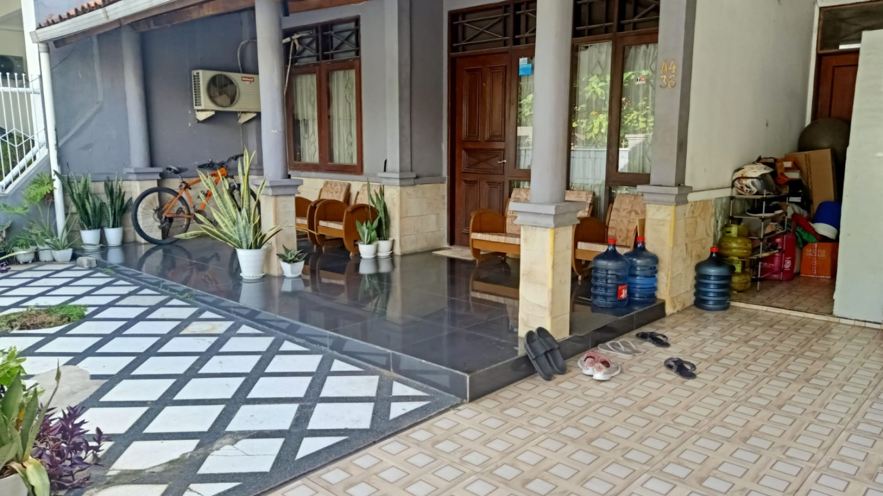 RUMAH FULL FURNISHED DI LOKASI STRATEGIS CLUSTER TROPIKANA JABABEKA