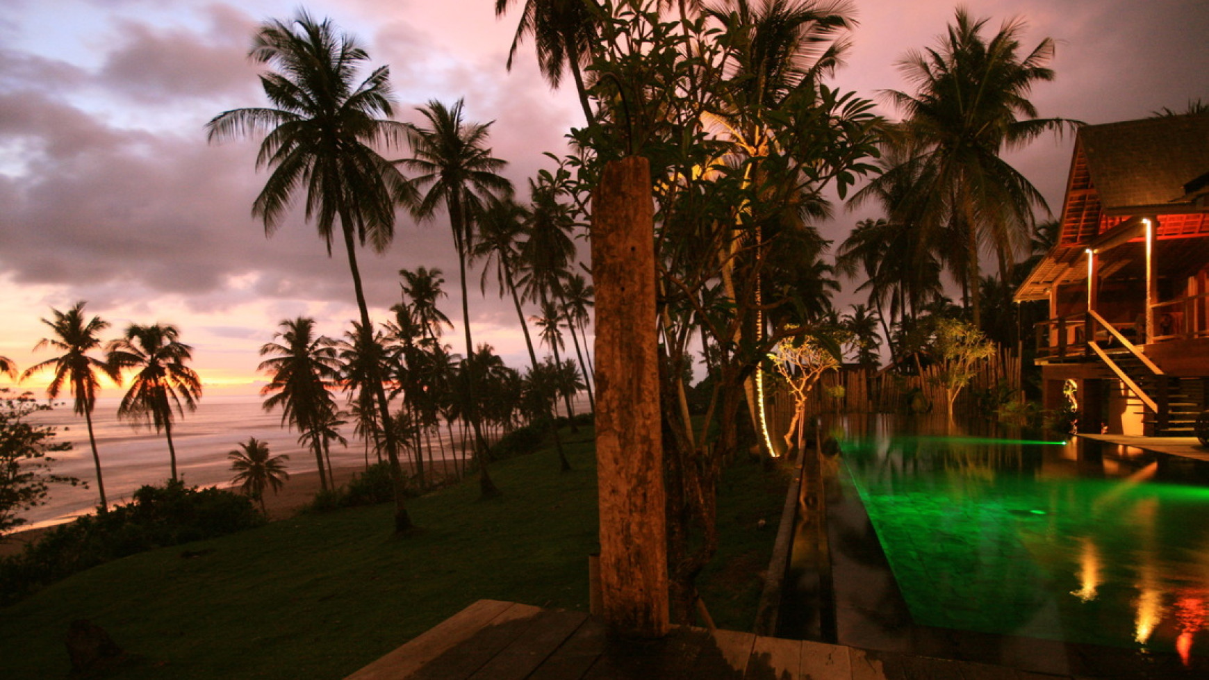 Amazing Beachfront Villa 4 Bedroom In Balian Tabanan