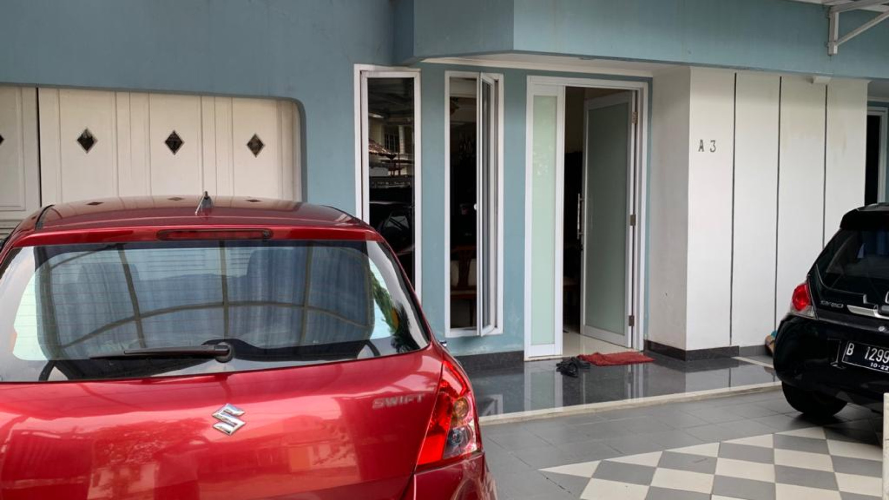 Dijual Murah Rumah 2 Lantai Siap Pakai Di Perumahan Kebon Jeruk Indah