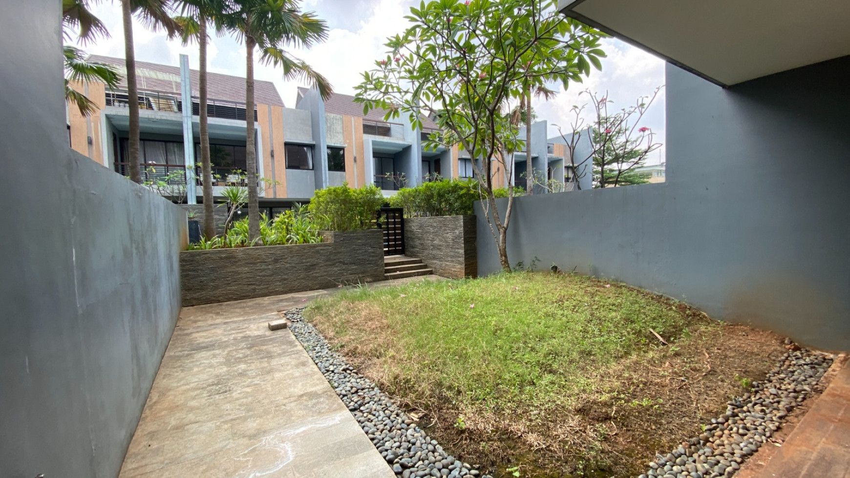 Dijual TownHouse mewah di Bangka