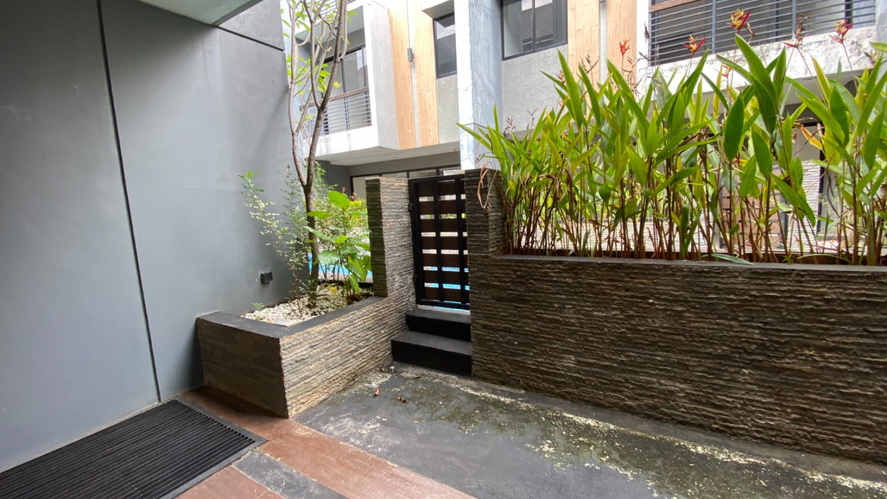 Dijual TownHouse mewah di Bangka