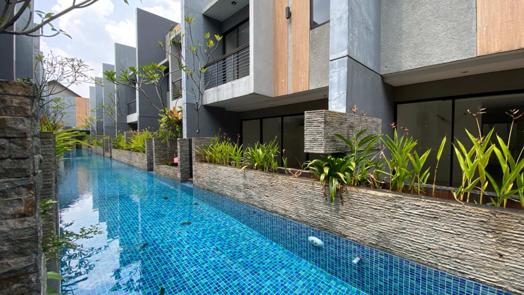 Dijual TownHouse mewah di Bangka