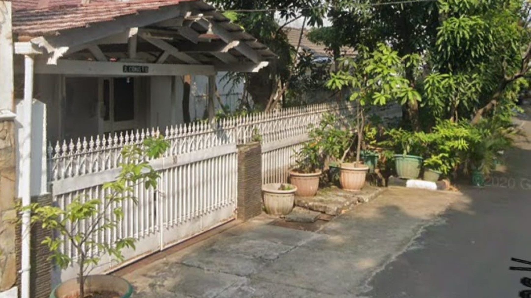 Dijual Rumah tua hitung tanah di Ciomas