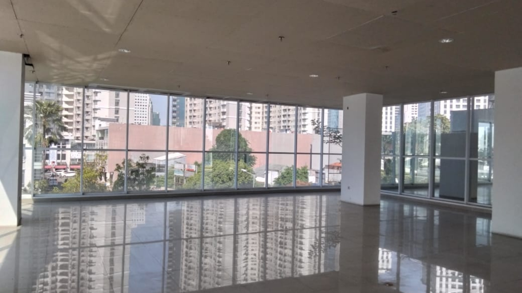 Dijual Cepat Gedung 8 Lantai di jl. KH Mas Mansur Jakarta Pusat