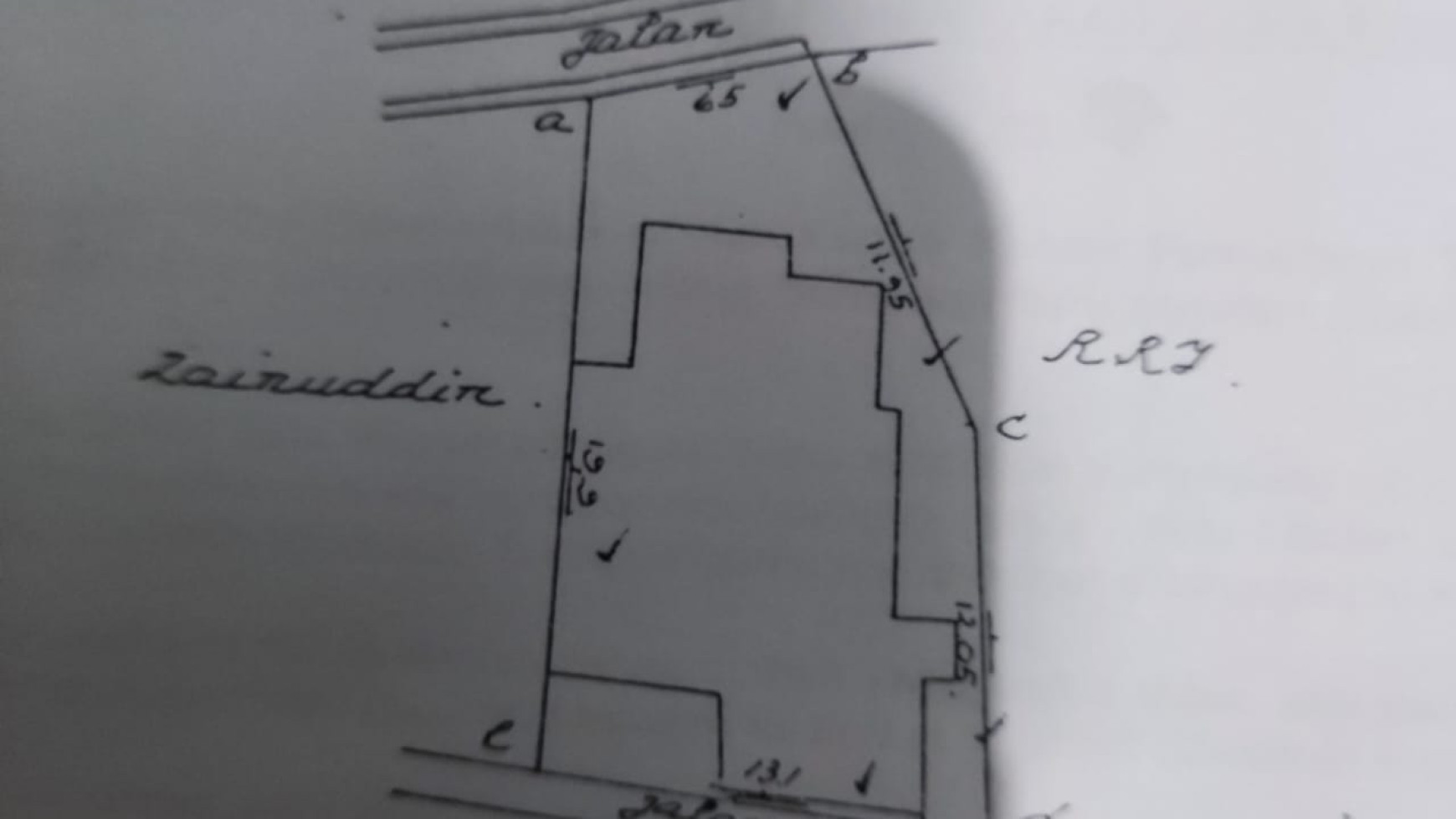 RUMAH JUAL TANAH 233 M LOKASI RADIO DALAM KEBAYORAN BARU 4 M ( nego )