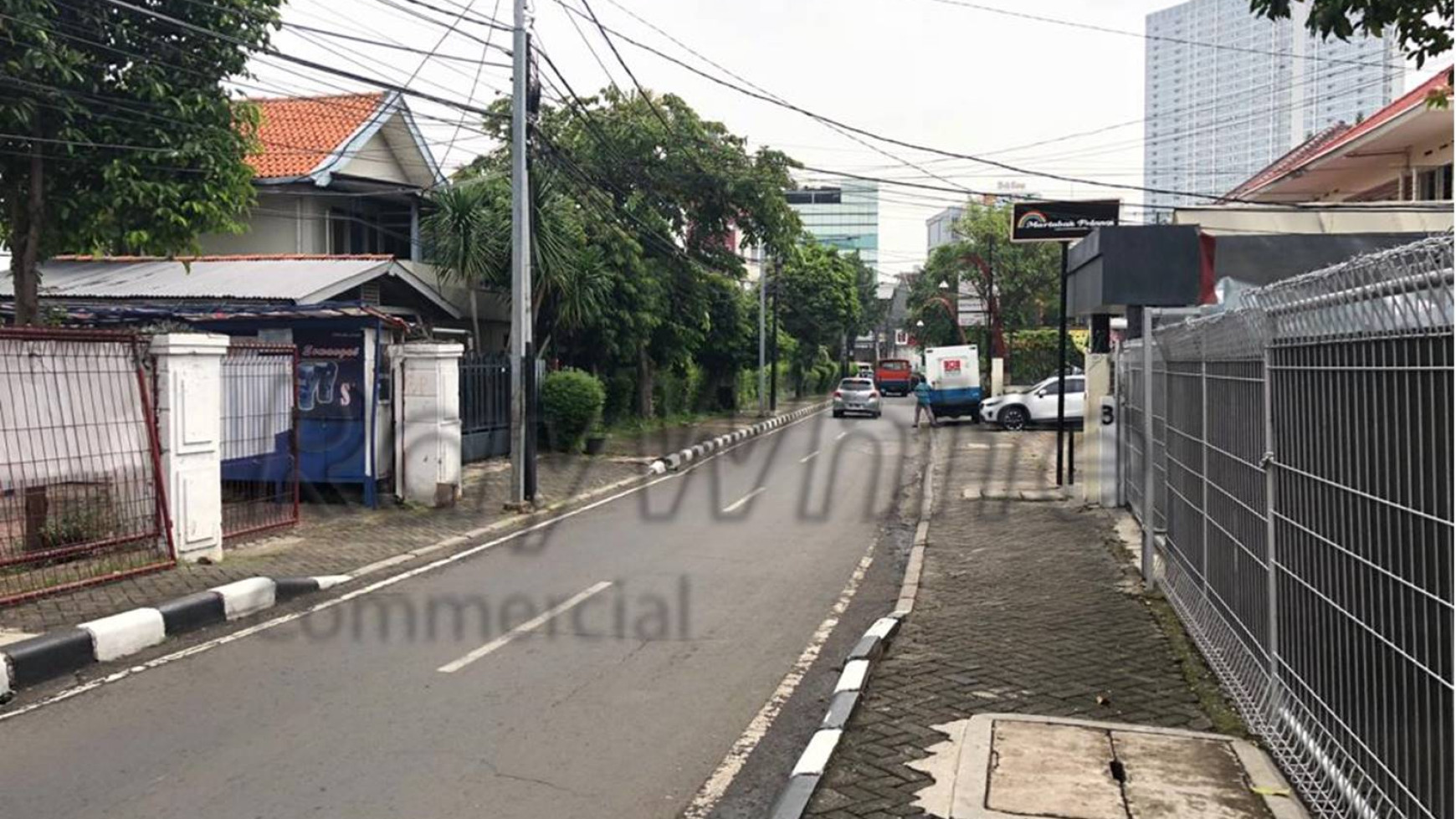 Gedung Perkantoran Baru Jl. Cikini Raya lokasi strategis LT.550 LB.1850 Siap Pakai