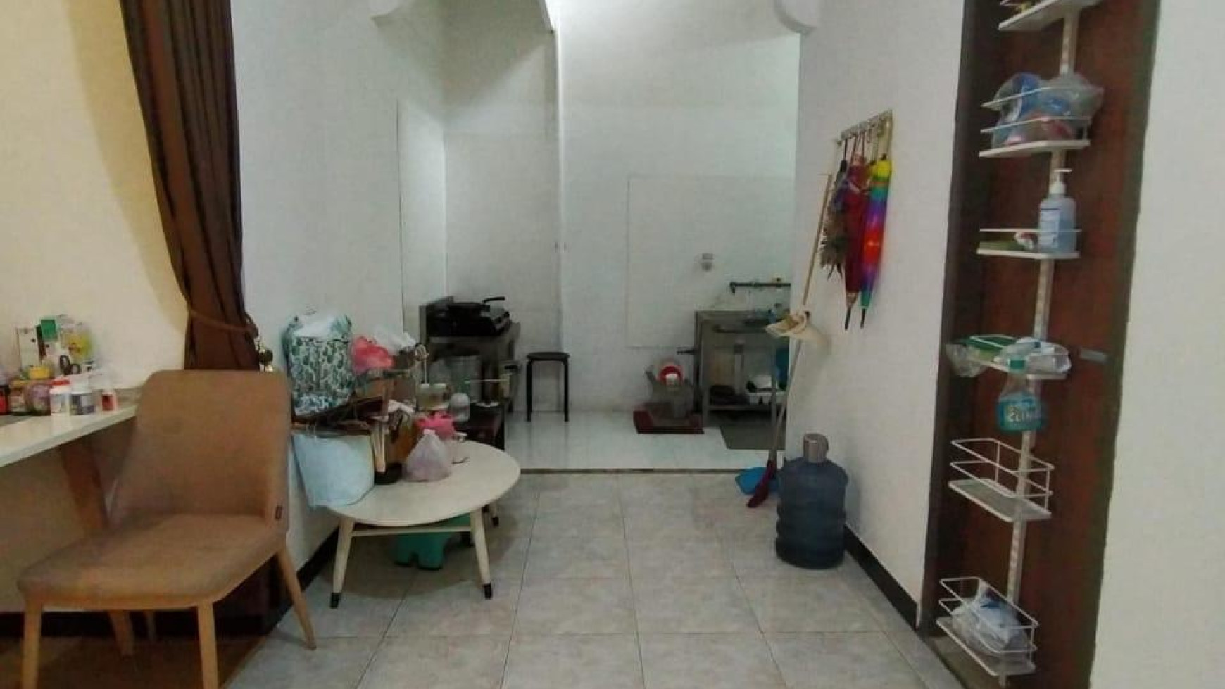 Dijual Rumah YKP Pandugo 1 Rungkut Surabaya Timur - SEMI Furnished Modern 2 Lantai - Siap Huni