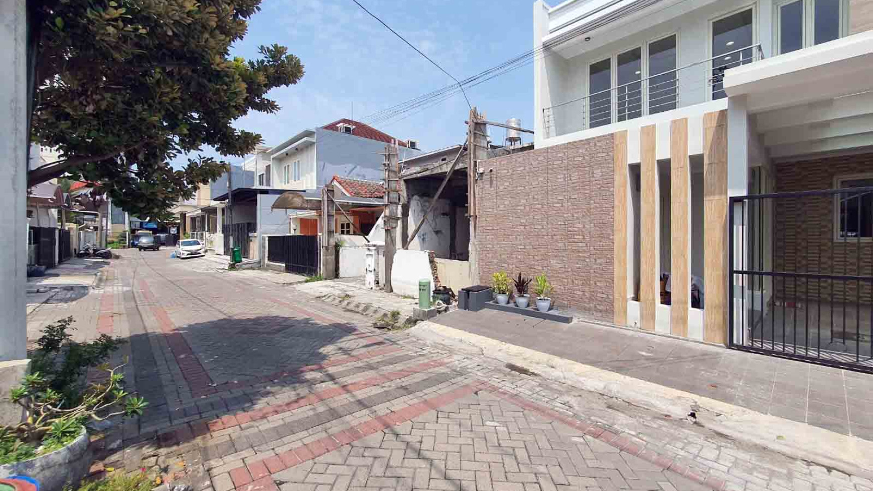 Rumah Baru Gress di Dharmahusada Mas dekat Pakuwon City Mall, Minimalis, Siap Huni