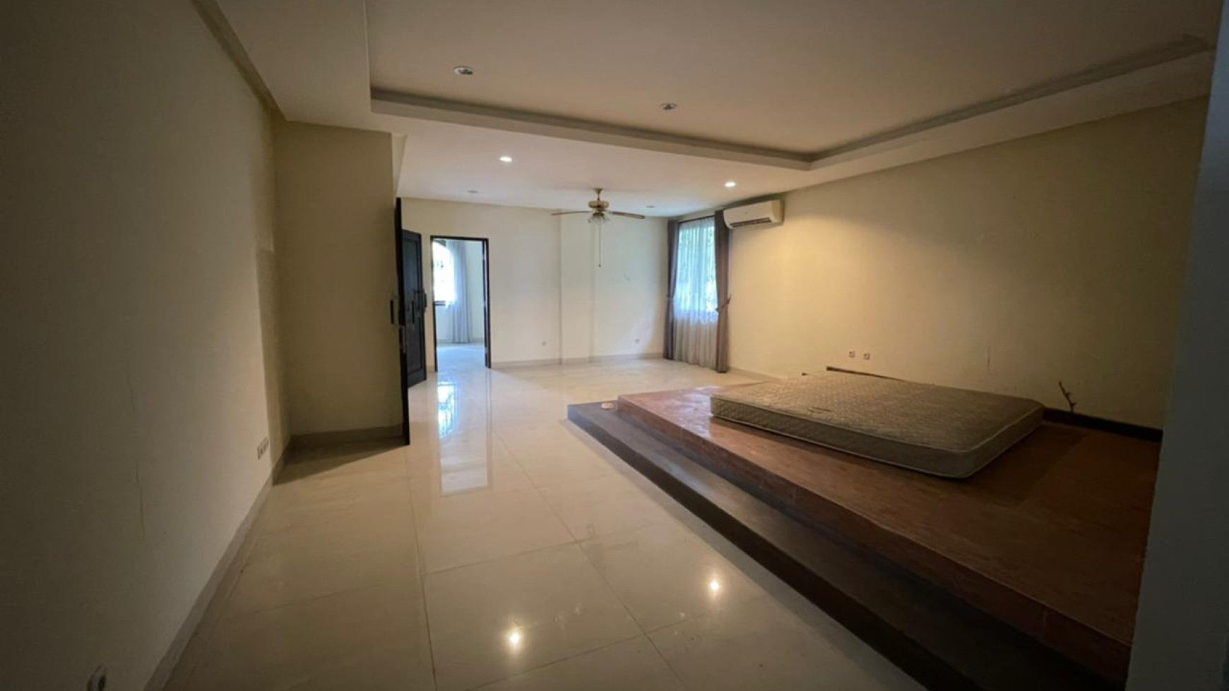 RUMAH JALAN METRO ALAM 9 PONDOK INDAH HOOK