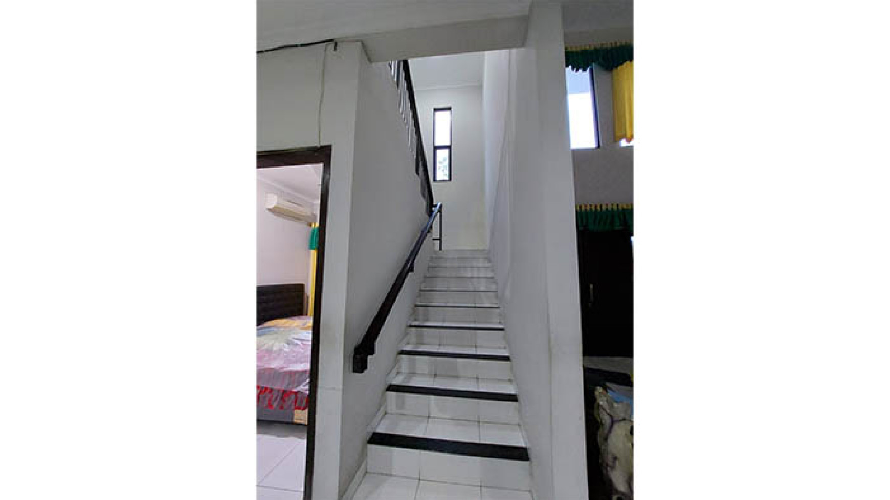 Rumah Hoek Bcs Joget, Kelapa Gading Luas 171m2