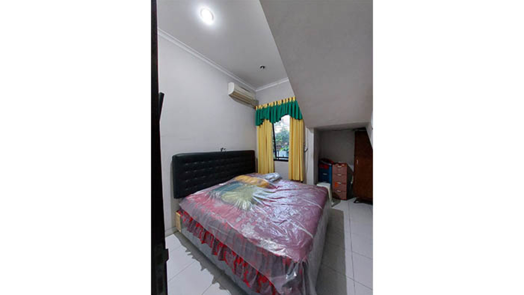 Rumah Hoek Bcs Joget, Kelapa Gading Luas 171m2