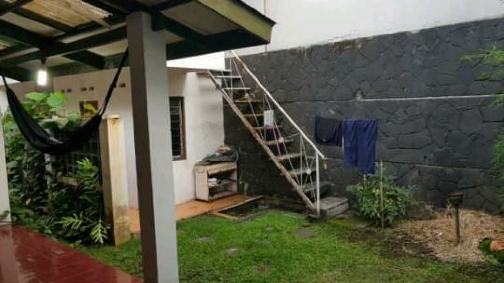 Rumah Terawat di jl Situsari, Buah Batu, Bandung Kota