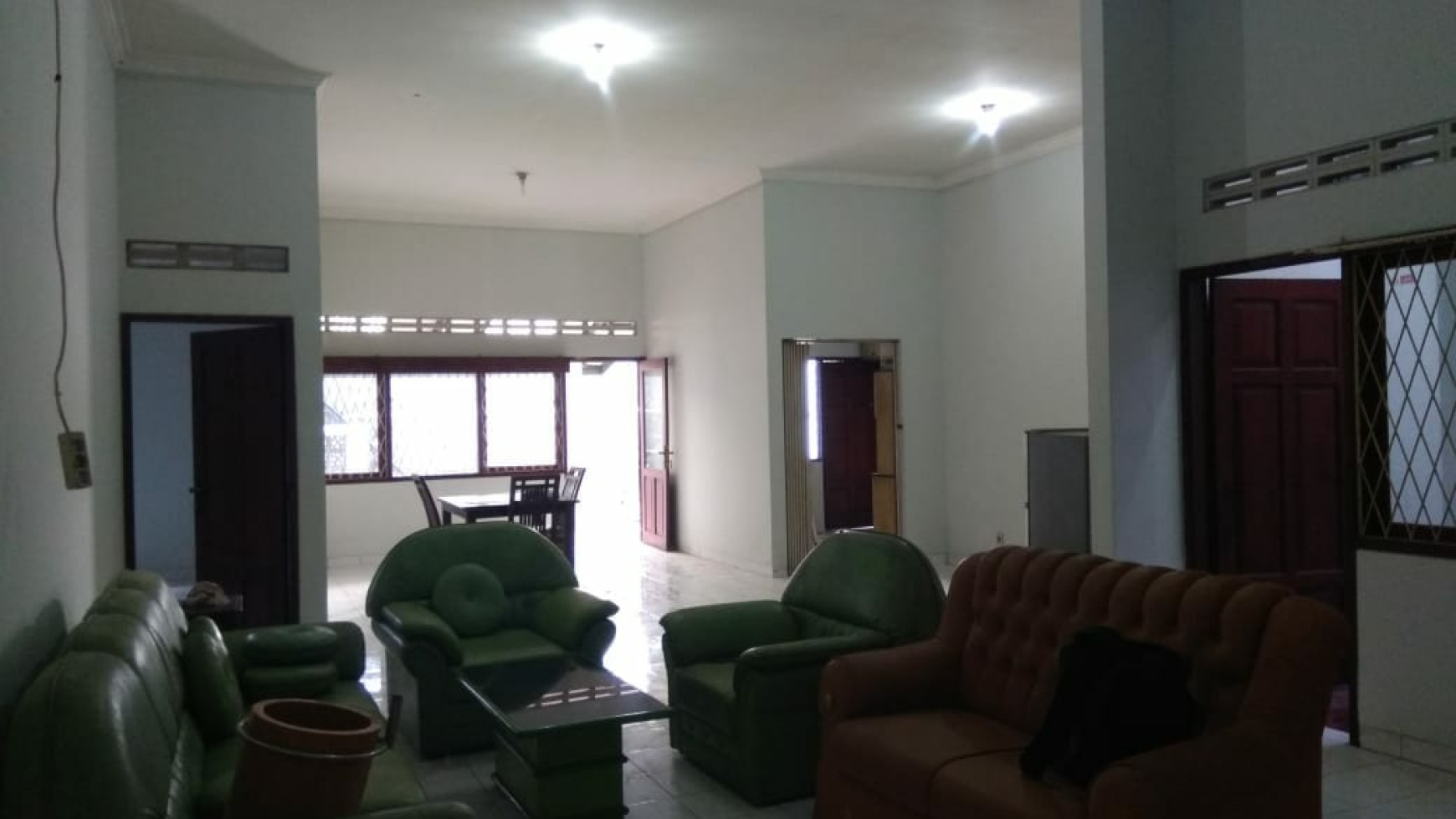 Rumah Terawat di jl Situsari, Buah Batu, Bandung Kota