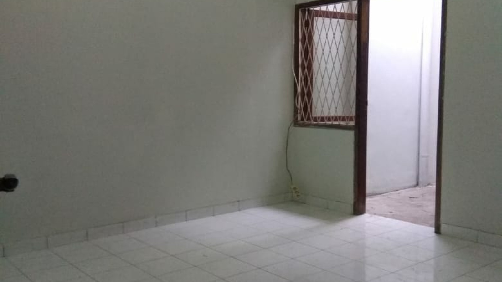 Rumah Terawat di jl Situsari, Buah Batu, Bandung Kota