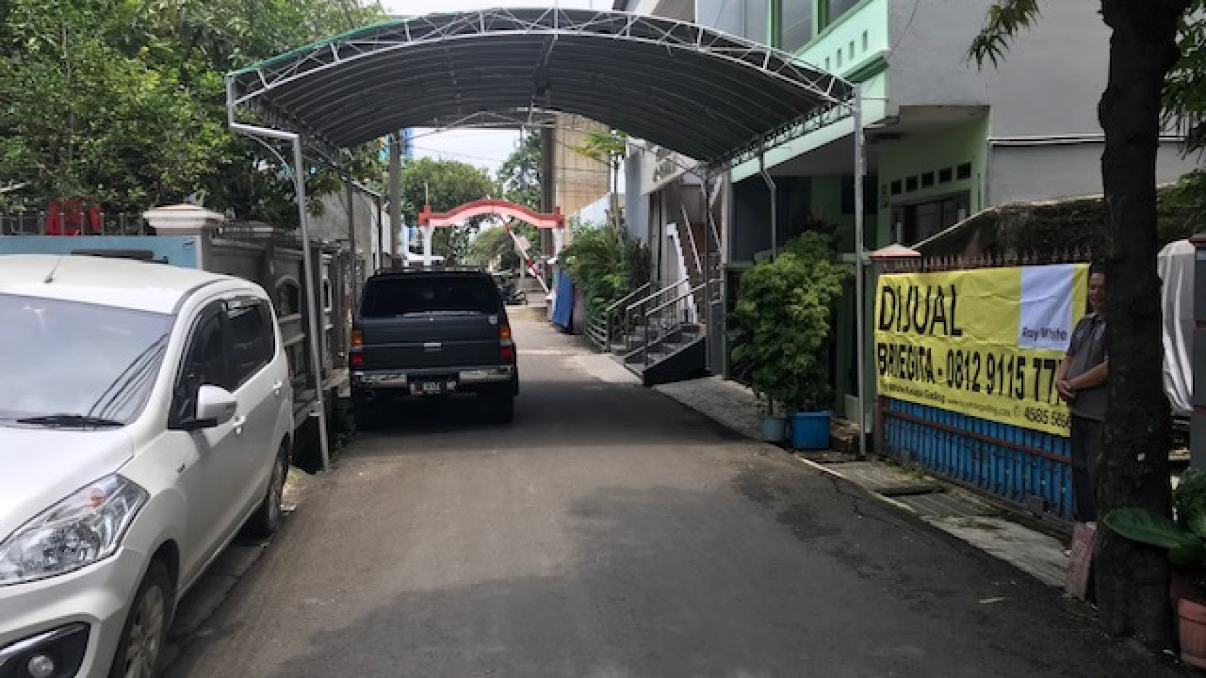 Rumah Tua Hirung Tanah Jl Lorong 100 Timur, Dekat Yos Sudarso, Rawa Badak, Luas 6x20m2