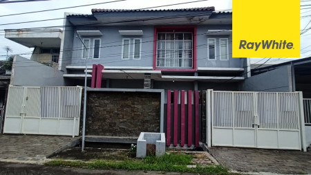 Rumah SHM 2 lantai di Kutisari Indah Utara