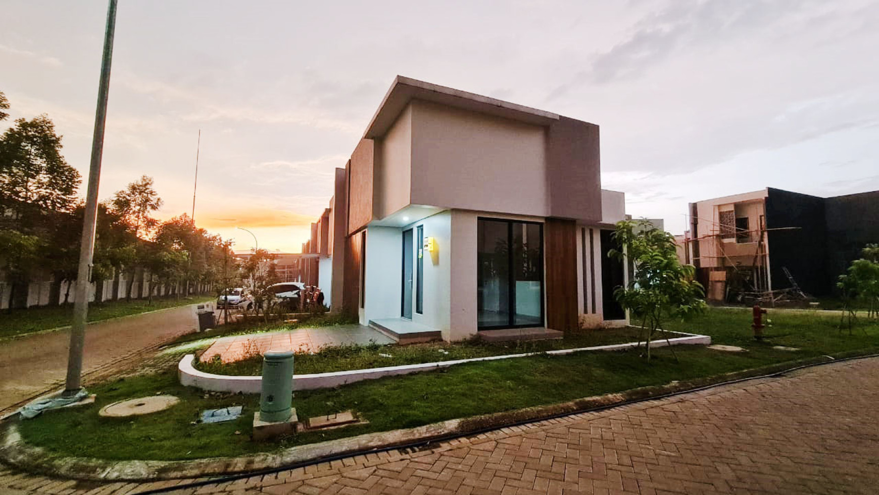 Rumah Bagus Di U Ville Bintaro Jaya Sektor 7